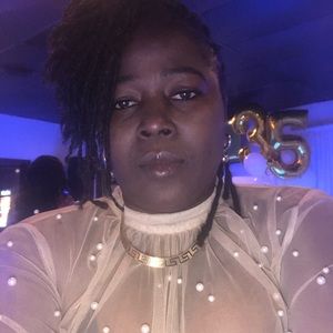 Meet your Posher, Shawna